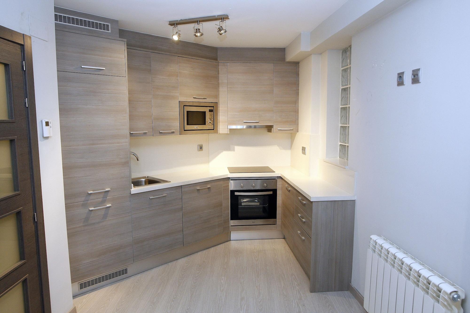 Apartamentos Real Лерида Екстериор снимка