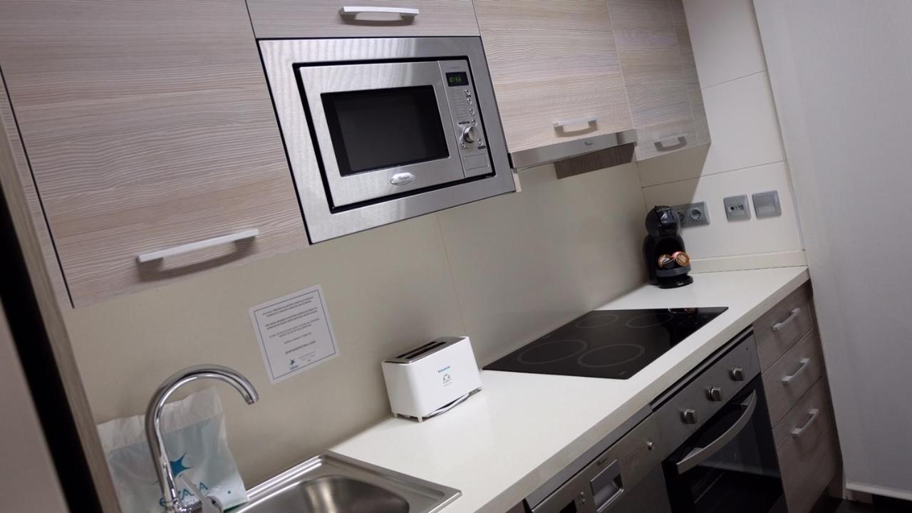 Apartamentos Real Лерида Екстериор снимка